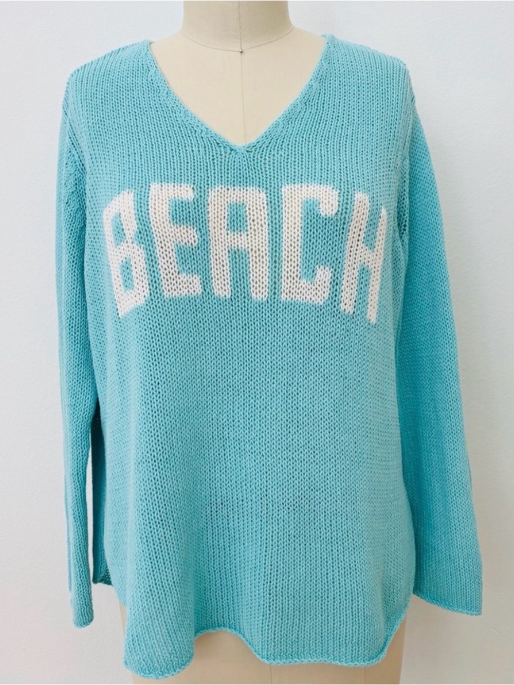 Wooden Ships Graphic ‘BEACH’ Sea Glass & White Cotton Blend V-Neck Sweater M/L